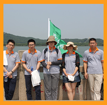 j9九游会参加环保千人行活动